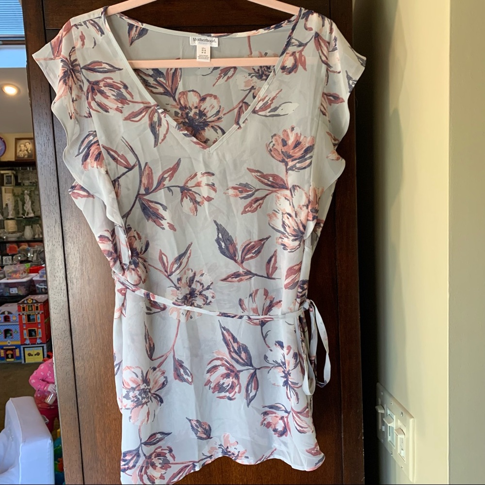Motherhood Maternity Flutter Sleeve Top